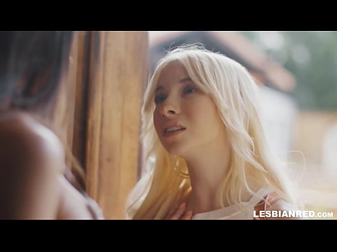 ❤️ Stelpan kemur heim nokkrum mánuðum síðar og endar með því að borða kisu stjúpmömmu sinnar ❤ Fjandinn myndband á klám is.tubsexercom.ru